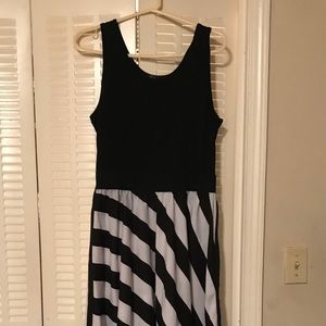 Black and white maxi dress